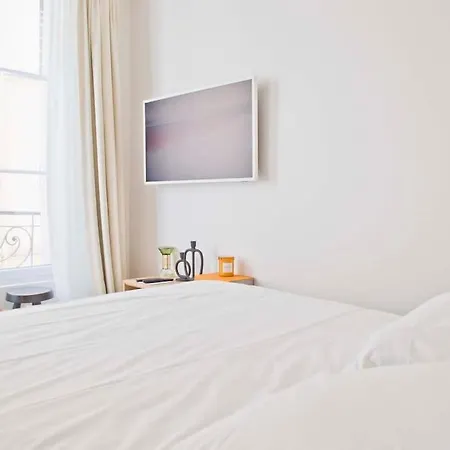 Margot - Luxury 2br Mouffetard Historic Heights * Paris