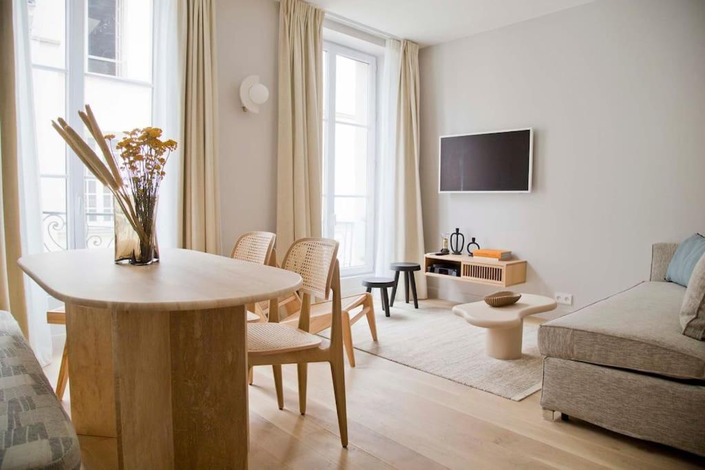 Apartment Margot - Luxury 2br Mouffetard Historic Heights *
