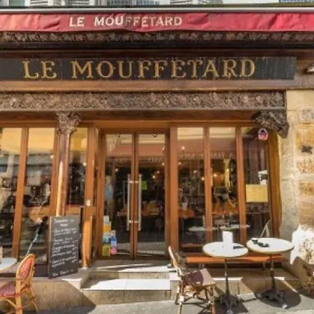 Margot - Luxury 2br Mouffetard Historic Heights Parigi